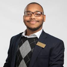 Today Starcom USA says goodbye to our 2021 Summer Internship class. We want  to thank all of our amazing interns for their hard work this summer! Here  are just a few of