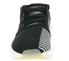 Diese und viele andere produkte sind heute im adidas online shop unter adidas.ch erhältlich! Adidas Originals Sneaker Schicke Turn Schuhe Mit Boost Sohle Equipment Support 93 17 Schwarz Weiss