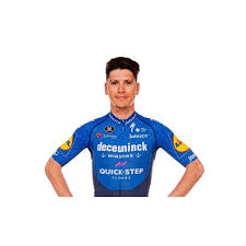 Research based on a participatory design methodology: Joao Almeida Aponta A Volta A Espanha Ciclismo Jornal Record