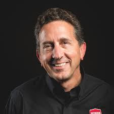 Brad Magnus's Instagram, Twitter & Facebook