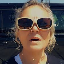 Regina Bledsoe Snow (@r_snowhite) • Instagram photos and videos