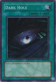 İnsanlar bir çukurdan gizemli karanlık duman solurken yaratılan mutantlara karşı hayatları için savaşmak zorunda kalan bir grup kurtulan hakkında. Dark Hole Yugioh Trollandtoad
