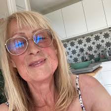 I tried to paint a bird