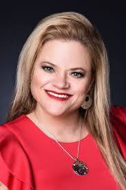 Martha Bennett's Instagram, Twitter & Facebook