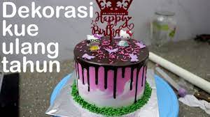Kreasi bikin kue unik buat anak.tutorial bikin kue ultah yang unik bisa di coba cara nya mudah dengan bahan yang gampang Dekorasi Kue Ulang Tahun Anak Perempuan Youtube
