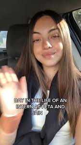 Day in a life with our P+J intern @Emily Crawley 🖤 #petaandjain  #dayinthelife #interndayinthelife