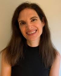 Sara Coen's Instagram, Twitter & Facebook