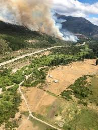 El ministerio de ambiente y desarrollo sostenible precisó esta tarde que supera las 7.000 hectáreas la superficie quemada en cuesta del ternero, en las cercanías de la localidad rionegrina de el bolson. El Bolson Un Asado La Causa Del Mayor Incendio Forestal De La Historia En La Zona