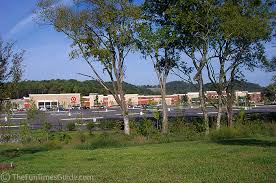 Conveniently located near interstate 24, downtown nashville is only a short drive away where residents will enjoy activities from the nashville zoo at grassmere, the country music hall of fame and museum, and a variety of authentic southern eateries. Target Stores Are Targeting Nashville S Suburbs The Franklin Nashville Tn Guide