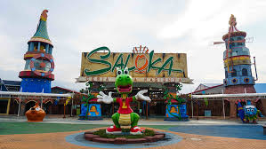 Saat weekday, saloka theme park hanya menarik tarif tiket masuk rp 30.000 dan saat melansir situs resmi saloka theme park, zona pesisir menghadirkan desain interior layaknya di pantai. Harga Tiket Masuk Dan Lokasi Saloka Park Jawa Tengah