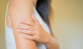 White spots on the nails causes and more. Vitamin B12 Deficiency Symptoms Signs Not To Miss Diarrhoea White Spots And Glossitis Express Co Uk