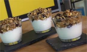 Recette Granola Maison En Video Recette Recette Granola Maison Granola Maison Recettes Granola