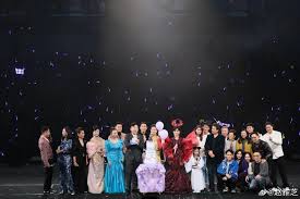 前邵氏女星潘迎紫罕现身晒反人类身材一部位超紧致「好过18岁」 曾 ...