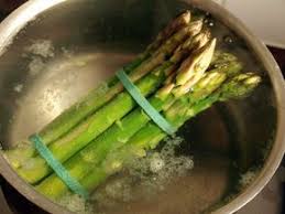 Cuisson Des Asperges Vertes Cuire Les Asperges Asperge Verte Recette Asperges