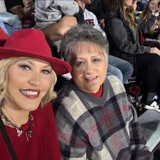 Bonnie Damron (@bonnie.damron.2025) • Facebook, Connect with friends