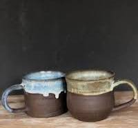 Low-fire glaze combinations for dark clay