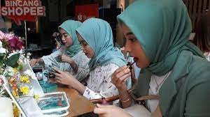We did not find results for: Lowongan Kerja Di Produsen Wardah Pt Paragon Buka Banyak Posisi Tertarik Ini Syaratnya Tribunnews Bogor