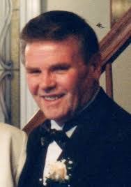 Ryan Rutledge's Instagram, Twitter & Facebook