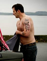 Case Histories Episode 3 Screencaps | Jason isaacs, Jackson brodie, Case  histories