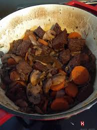 Seitan Bourguignon Vegan In Wonderland Nourriture Vegetarienne Recette Plat Vegetarien