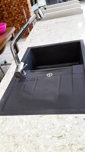 Telin uç kısmı kanca şeklinde eğilir ve lavabodan içeri itilir. Hirdavatfirsati Tezgaha Sifir Evye Ne Demektir Ne Ise Yarar Mutfaklariniz Icin Hangi Evyeleri Kullanmak En Mantiklidir