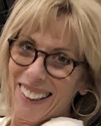 Lisa Danner's Instagram, Twitter & Facebook