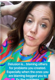 Nikki Howe (@nikkihowe65)