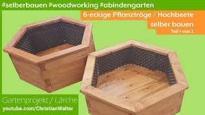 Ein blumenkasten aus holz lässt sich schnell und einfach bauen, sofern das nötige equipment vorhanden ist. Pflanzkubel Blumenkasten Hochbeet 6eckig Aus Holz Selber Bauen 1 2 Youtube