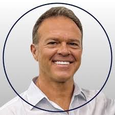 Randy Hynes's Instagram, Twitter & Facebook