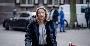 Jonkvrouw karin hildur kajsa ollongren born 28 may 1967 is a dutch politician of the democrats 66 d66 party she has been the acting mayor of amsterdam. Ollongren Elections Can Go Ahead Of Great Democratic Importance Ruetir
