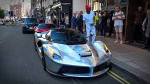 Mobil mewah yang dia pamerkan termasuk ferrari seharga 2 juta poundsterling. Arsenal Football Player Aubameyang Driving His 3 Million Laferrari In Central London Youtube