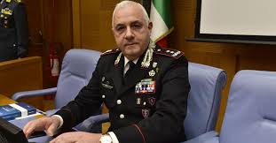 He is usually chosen by decree of the president of the republic, nominated by the minister of defence (italy) (who is seen as the head of defense). Carabinieri Teo Luzi Il Generale Buono Nuovo Comandante Dell Arma Il Sole 24 Ore