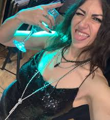 Waiting For Dani (@waitingfordani) • Instagram photos and videos