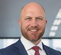 Kurt Simmons's Instagram, Twitter & Facebook