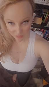 Went 10 miles this morning in just shy of 1 hour... Gotta try and start  working