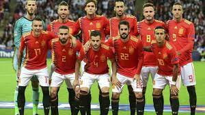 España se concentra para preparar los encuentros clasificatorios frente a grecia, georgia y kosovo. Calor Seguir Tratamiento Preferencial Seleccion De Espana 2019 Saca La Aseguranza Manto Precoz