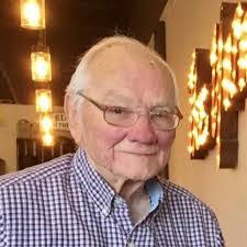 Forrest Holder's Instagram, Twitter & Facebook