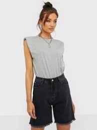 Thredup.com has been visited by 10k+ users in the past month Longline Denim Shorts Shorts Black Missguided Nelly Com