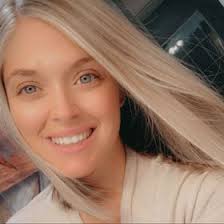 Bianca Pierce (swimmerqt12003)