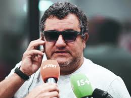 Bu adam kendini ve oyuncularını satma konusunda bir uzman. Mino Raiola The Super Agent Who Changed The Face Of Modern Football