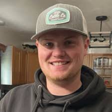 Sidney Tomczak and Logan Mattson's Wedding Website