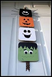 Pin By Tevaite Lejeune On Halloween De Todo Easy Halloween Decorations Easy Diy Halloween Decorations Halloween Door