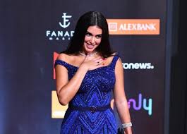 يشرفنا انضمامكم لتطبيق ياسمين صبري قبل وبعد ولا تنسى تقييم التطبيق لدعمنا على الاستمرار. ÙŠØ§Ø³Ù…ÙŠÙ† ØµØ¨Ø±ÙŠ Ø¨Ø¥Ø·Ù„Ø§Ù„Ø© Ù…Ù† Ø§Ø®ØªÙŠØ§Ø± Ø²ÙˆØ¬Ù‡Ø§ ÙˆØªØ¹Ù„Ù‚ Ø´Ø®ØµÙŠØªÙ‡ Ù‚ÙˆÙŠØ© ØªÙ„ÙŠÙ‚ Ø¹Ù„ÙŠ Ø®Ø¨Ø± ÙÙŠ Ø§Ù„ÙÙ†