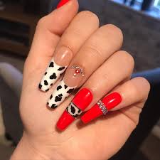 Art work made in zbrush, marvelous designer and rendering in keyshot. My New Set Feeling Very Cruella Summer S Boutique Nails Facebook