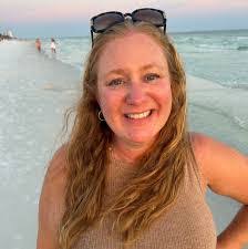 Tammy Gumm's Instagram, Twitter & Facebook