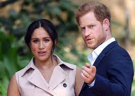 Paso atrás de Meghan Markle y el príncipe Harry