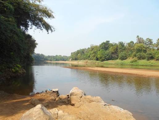 File:Pampa river ; from varavoor side.jpeg - Wikimedia Commons