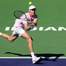 Sinner arrasa talentoso americano após batalha contra João Fonseca e vai à semi em Indian Wells
