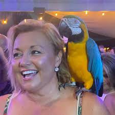 Fairwell Party"...a Gene Watson cover song...🌹😊