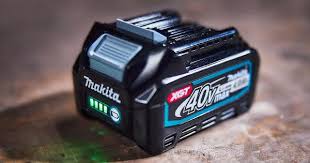 A leader in power tool technology for the professional. Makita Stellt Neues Akku System Mit 40v Vor Baugewerbe Online